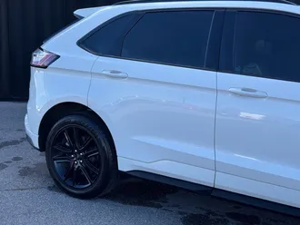 2022 Ford Edge photo 4