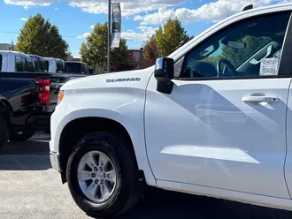 2023 Chevrolet Silverado 1500 photo 6