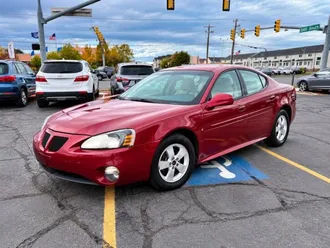 2006 Pontiac Grand Prix photo 2