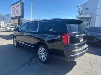 2022 GMC Yukon XL photo 7