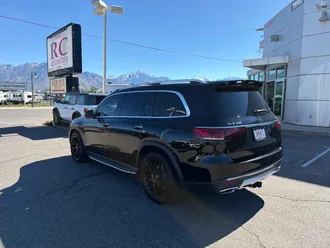 2021 Mercedes-Benz GLS 450 photo 3