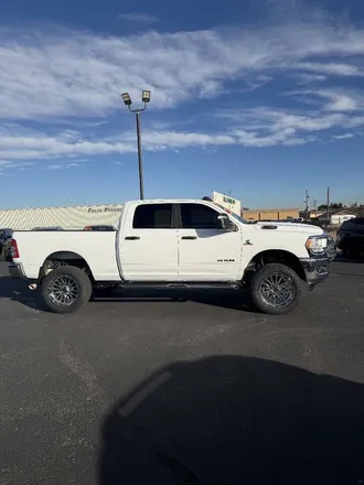 2024 RAM 2500 photo 2
