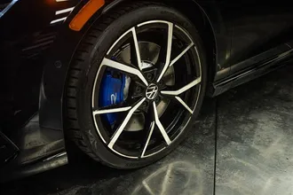2022 VOLKSWAGEN GOLF R photo 3