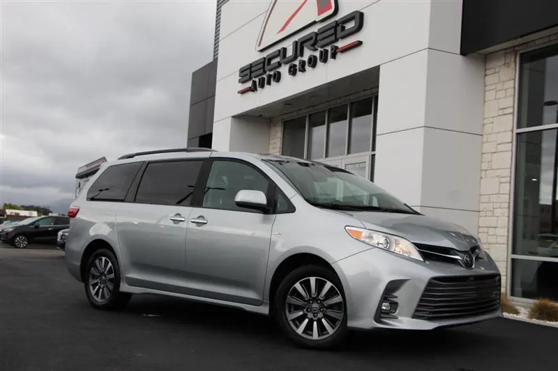 2020 TOYOTA SIENNA