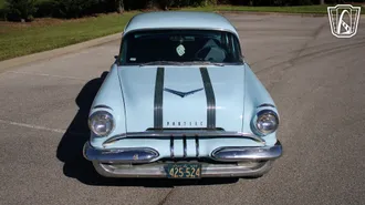 1955 Pontiac Chieftain photo 7