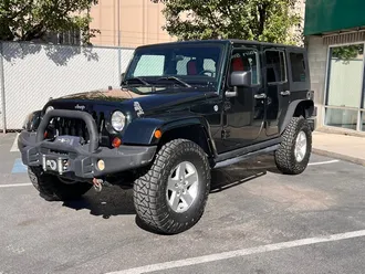 2012 Jeep Wrangler Unlimited Rubicon photo 3
