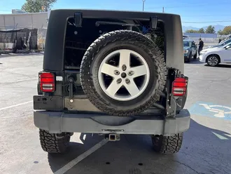 2012 Jeep Wrangler Unlimited Rubicon photo 6