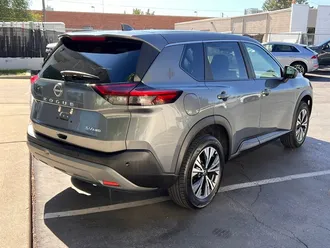 2023 Nissan Rogue SV photo 7