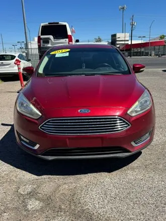 2017 Ford Focus photo 2