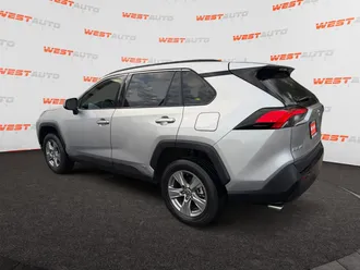 2022 Toyota RAV4 Hybrid photo 3
