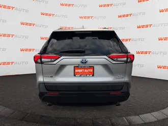2022 Toyota RAV4 Hybrid photo 4