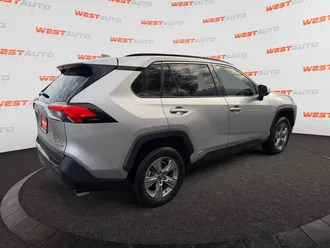 2022 Toyota RAV4 Hybrid photo 5