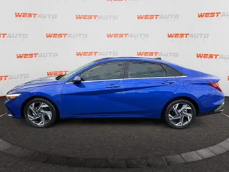 2024 Hyundai Elantra photo 2
