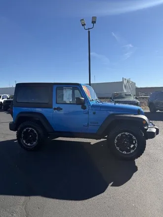 2014 Jeep Wrangler photo 2