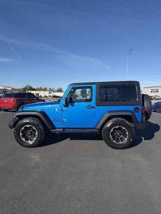 2014 Jeep Wrangler photo 6