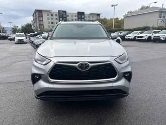 2022 Toyota Highlander photo 3