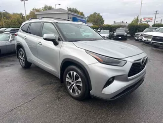 2022 Toyota Highlander photo 4
