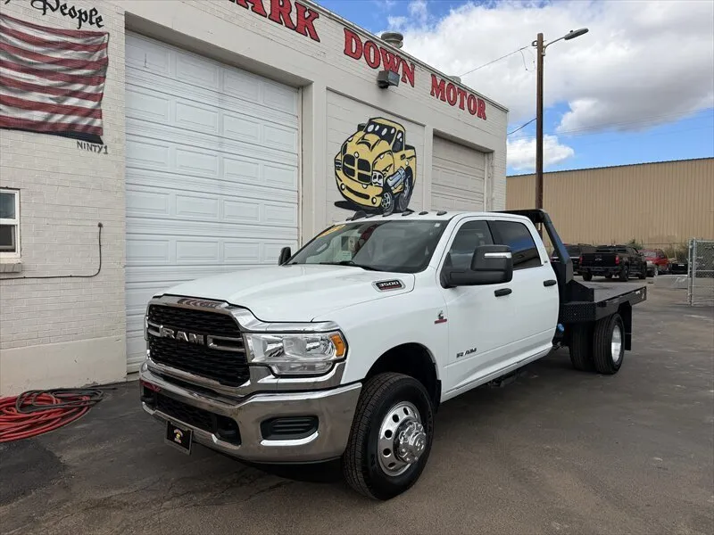 2024 RAM 3500 SLT