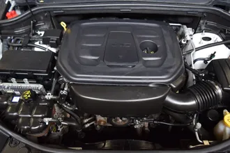 2019 Jeep Grand Cherokee photo 3