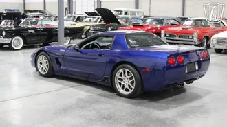 2004 Chevrolet Corvette photo 3