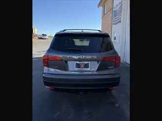 2017 Honda Pilot EX photo 5