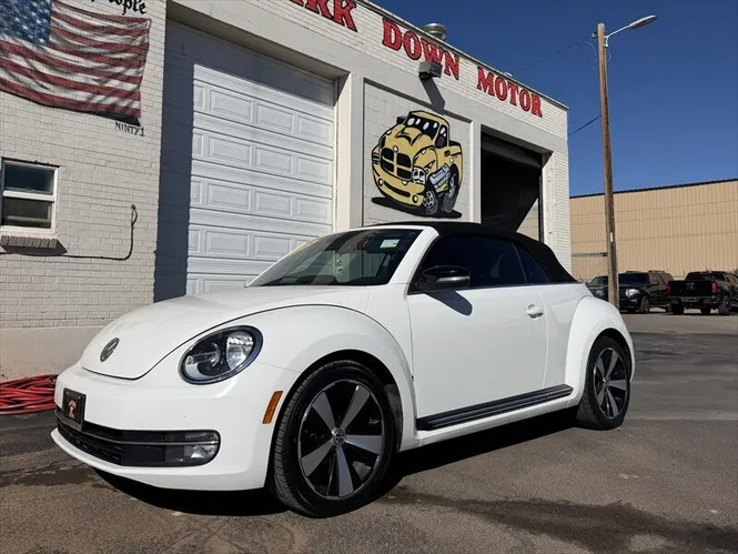 2013 Volkswagen Beetle Convertible Turbo