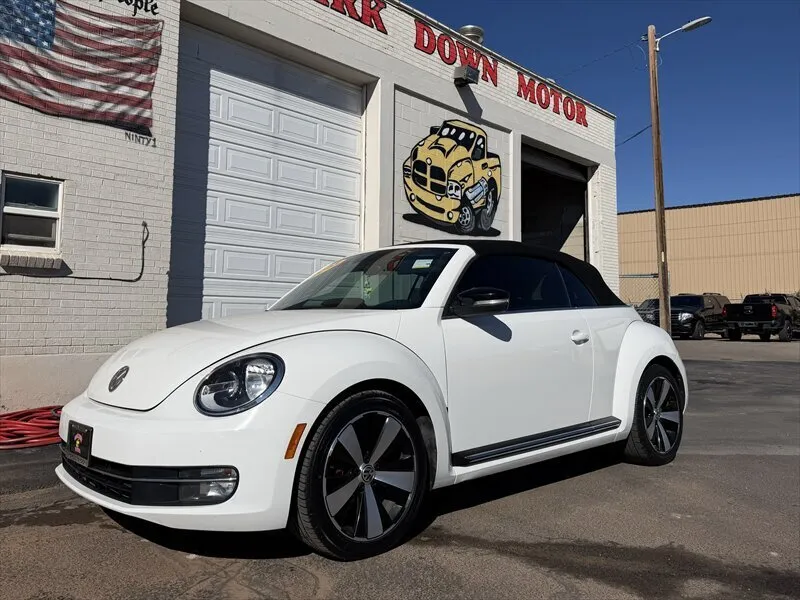 2013 Volkswagen Beetle Convertible Turbo