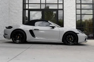 2024 Porsche 718 Boxster photo 2