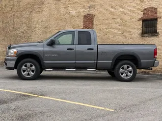 2006 Dodge Ram 1500 Quad Cab photo 4