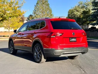 2022 Volkswagen Tiguan photo 3