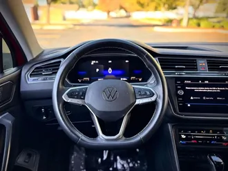 2022 Volkswagen Tiguan photo 7