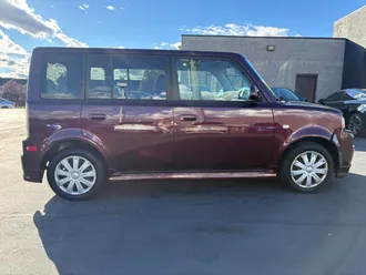 2005 Scion xB photo 4