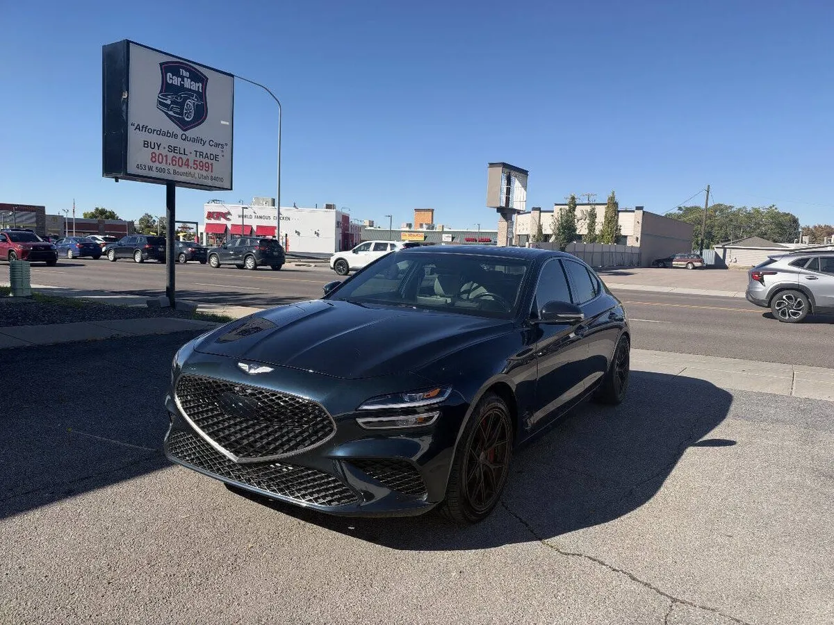 2022 Genesis G70