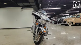 2003 Harley Davidson FLHTCUI photo 3