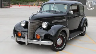 1939 Chevrolet Master Deluxe photo 2