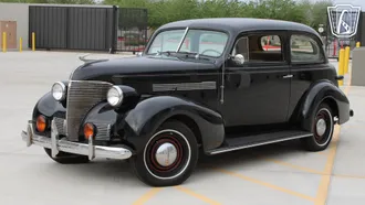 1939 Chevrolet Master Deluxe photo 3