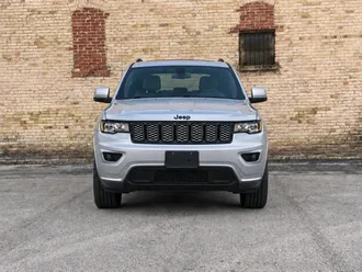 2019 Jeep Grand Cherokee photo 2