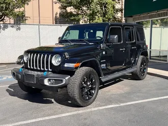 2023 Jeep Wrangler Sahara 4xe photo 3