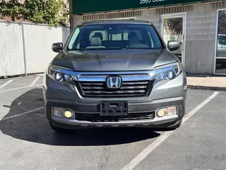 2019 Honda Ridgeline RTL-E photo 2