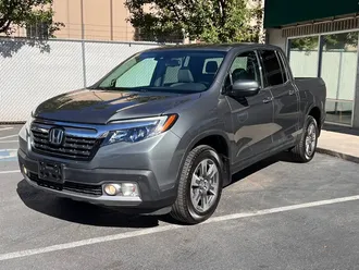 2019 Honda Ridgeline RTL-E photo 3