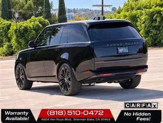 2025 Land Rover Range Rover SE photo 6