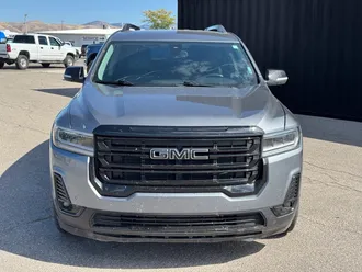 2021 GMC Acadia photo 2