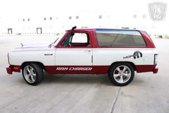 1992 Dodge Ramcharger photo 2