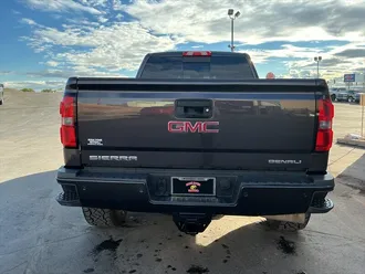 2015 GMC Sierra 2500 Denali photo 4