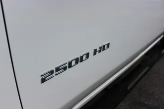 2024 CHEVROLET SILVERADO 2500 HD photo 2