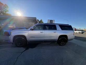 2020 GMC Yukon XL photo 2