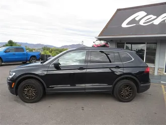 2021 VOLKSWAGEN TIGUAN photo 2