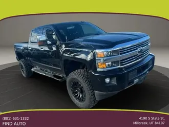 2016 Chevrolet Silverado 2500 HD Crew Cab photo 2