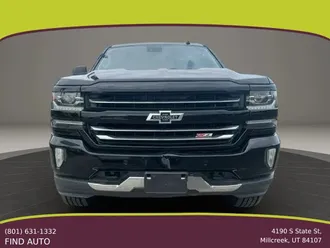 2018 Chevrolet Silverado 1500 Crew Cab photo 3