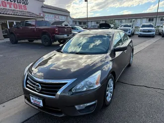 2015 Nissan Altima photo 3